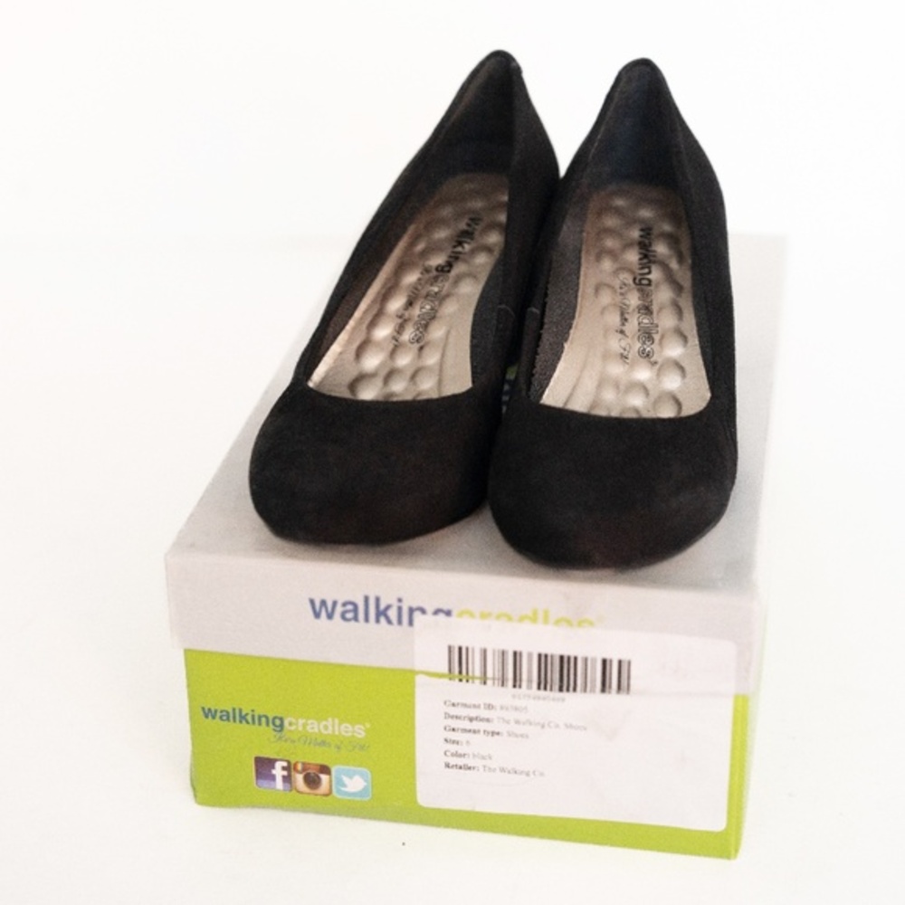 Walking Cradles - Jessica‎ Black Suede Pumps